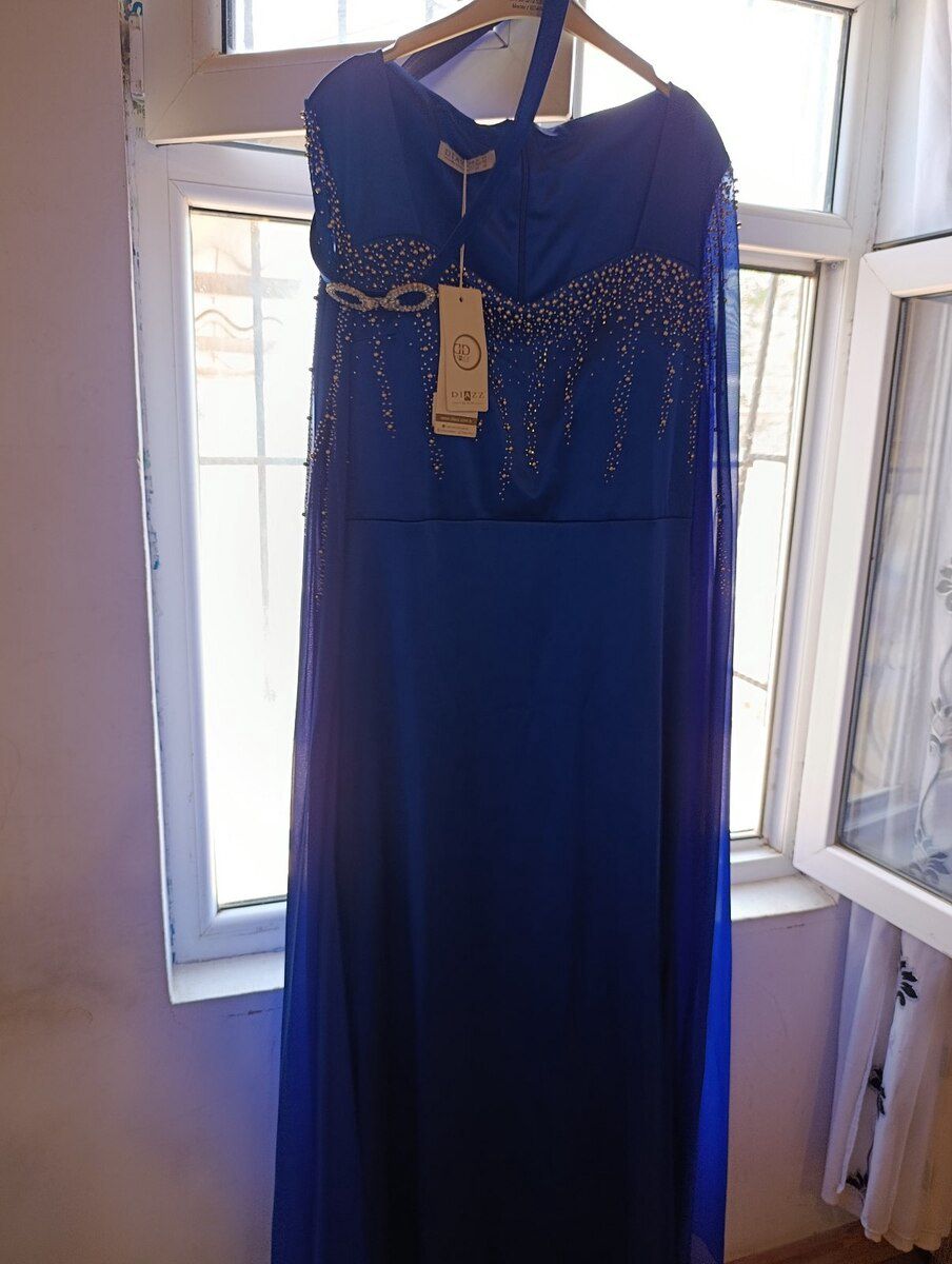 Ziyafət donu — Şəxsi əşyalar, Bakı (3)