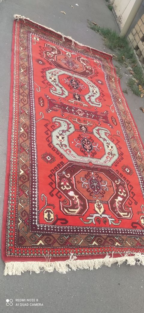 Qedimi xalca olcusu 300*155. saqlamdir 200 azn — Gəncə