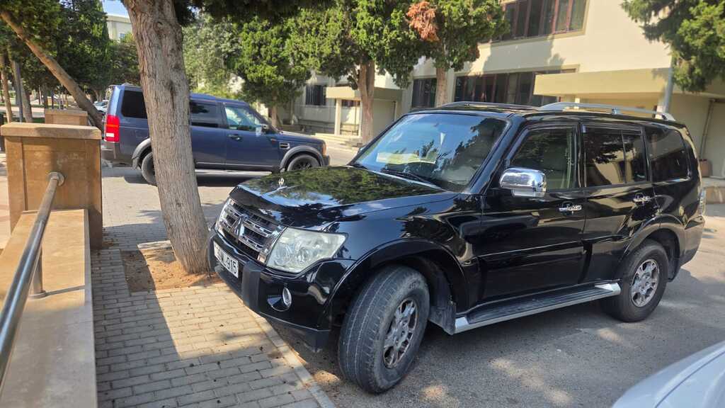 Mitsubishi Pajero, 3.0 L, 2007 il, 242 000 km — Avtomobillər, Bakı (11)