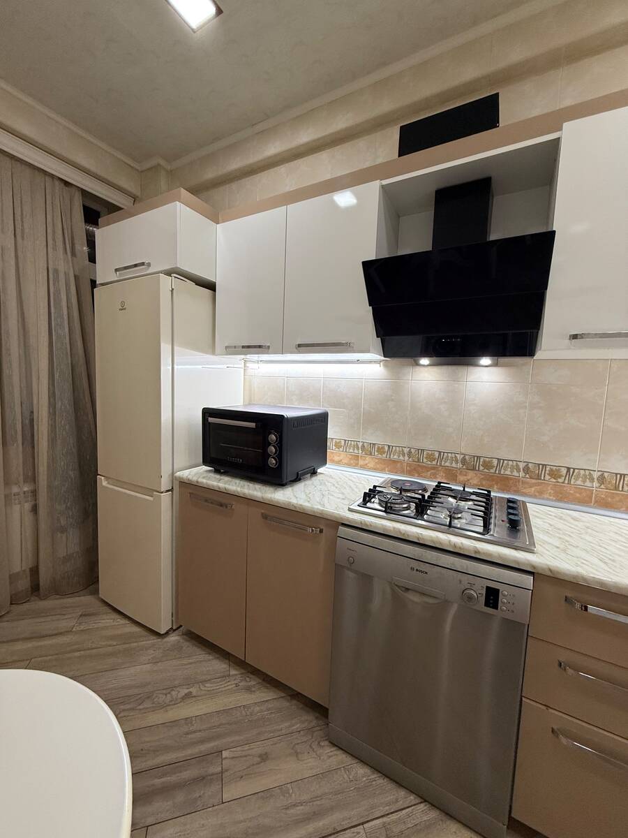 2-otaqlı yeni tikili kirayə verilir, Memar Əcəmi m., 60 m² — Mənzil, Bakı (10)