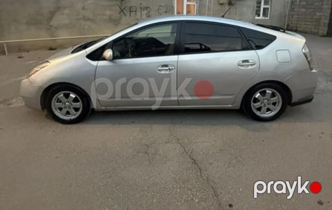 Toyota Prius: 1.5 l 2009 il Hetçbek