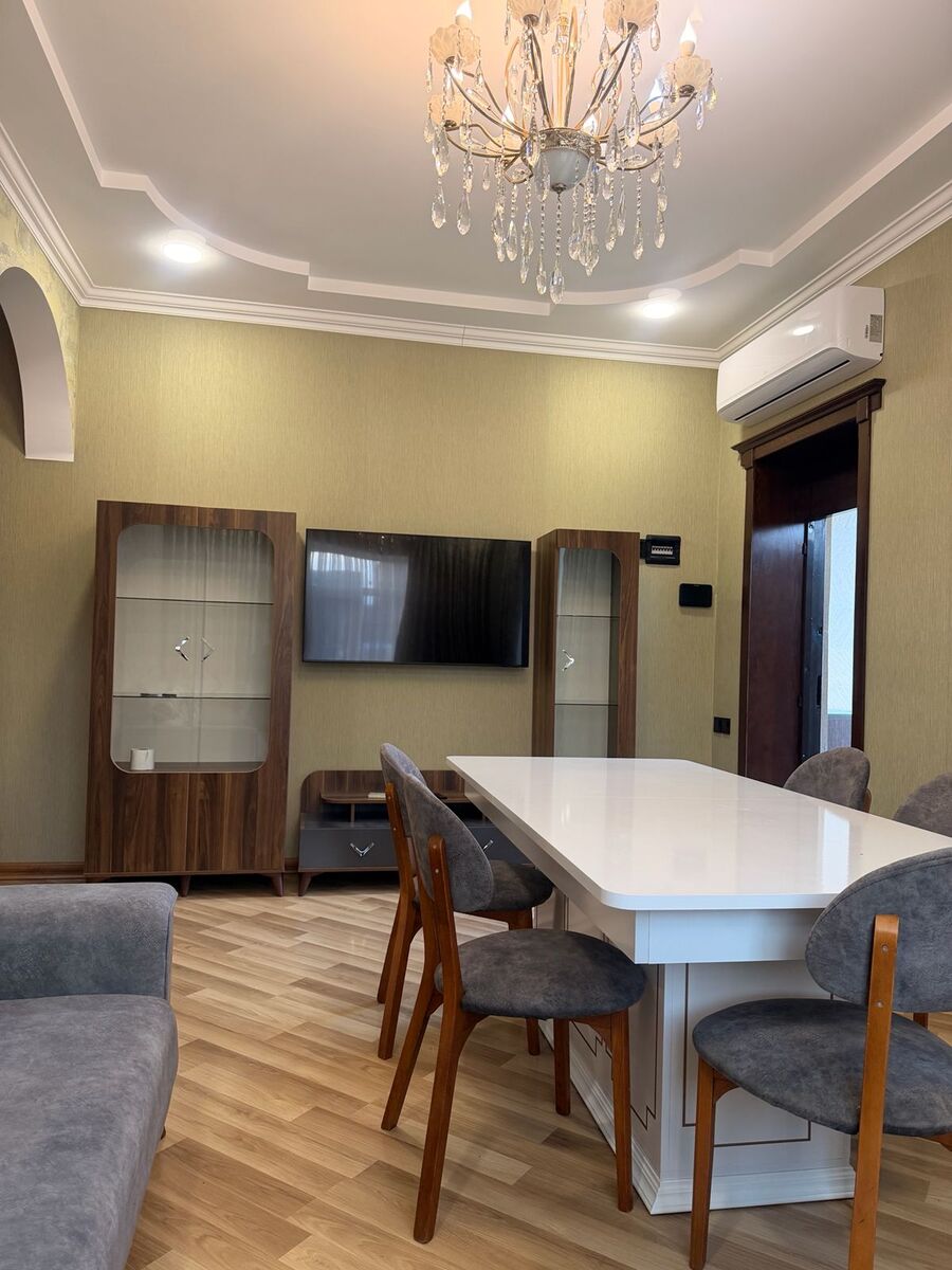 Satılır 10 otaqlı həyət evi/bağ evi 206 m² — Ev, villa, Bakı (9)