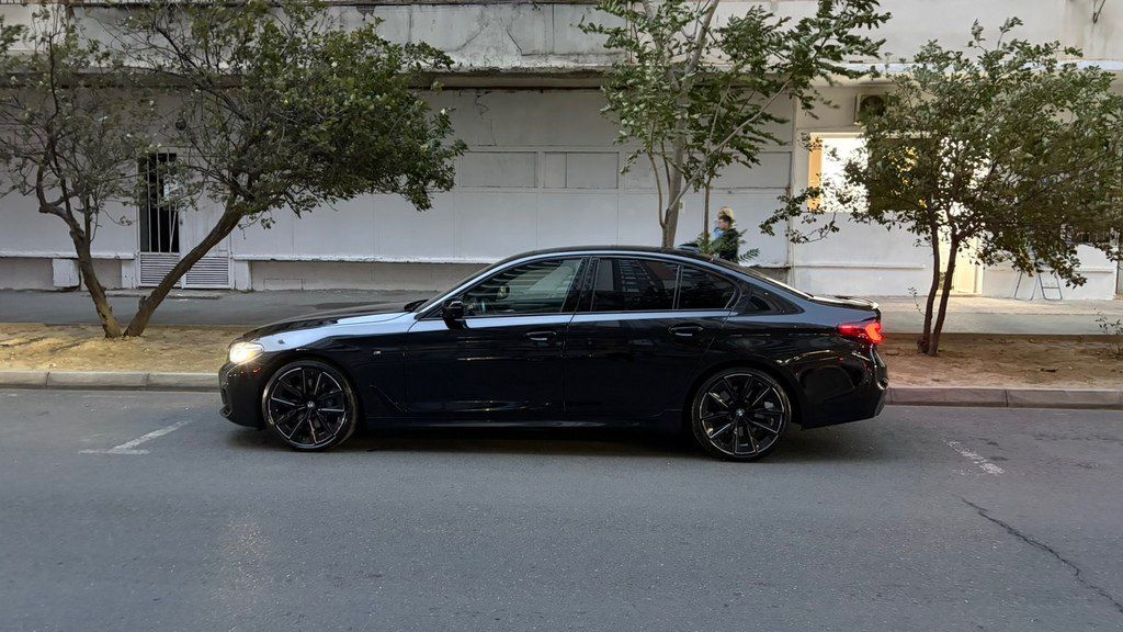 BMW 530, 2.0 L, 2017 il, 140 000 km — Avtomobillər, Bakı (3)