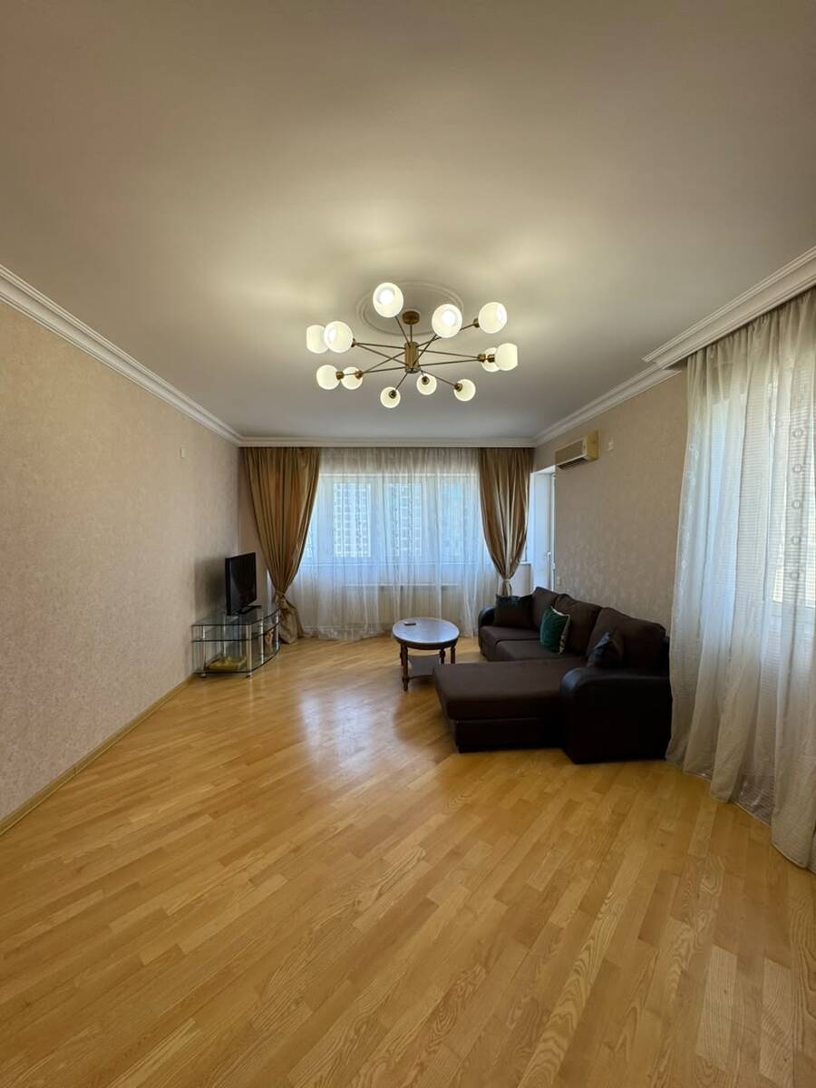 Satılır 2 otaqlı yeni tikili 80 m² — Mənzil, Bakı (2)