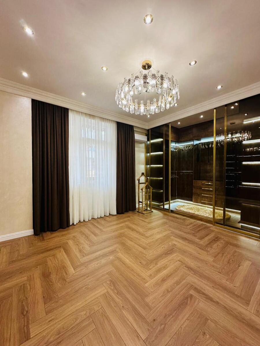 Satılır 4 otaqlı yeni tikili 207 m² — Mənzil, Bakı (12)