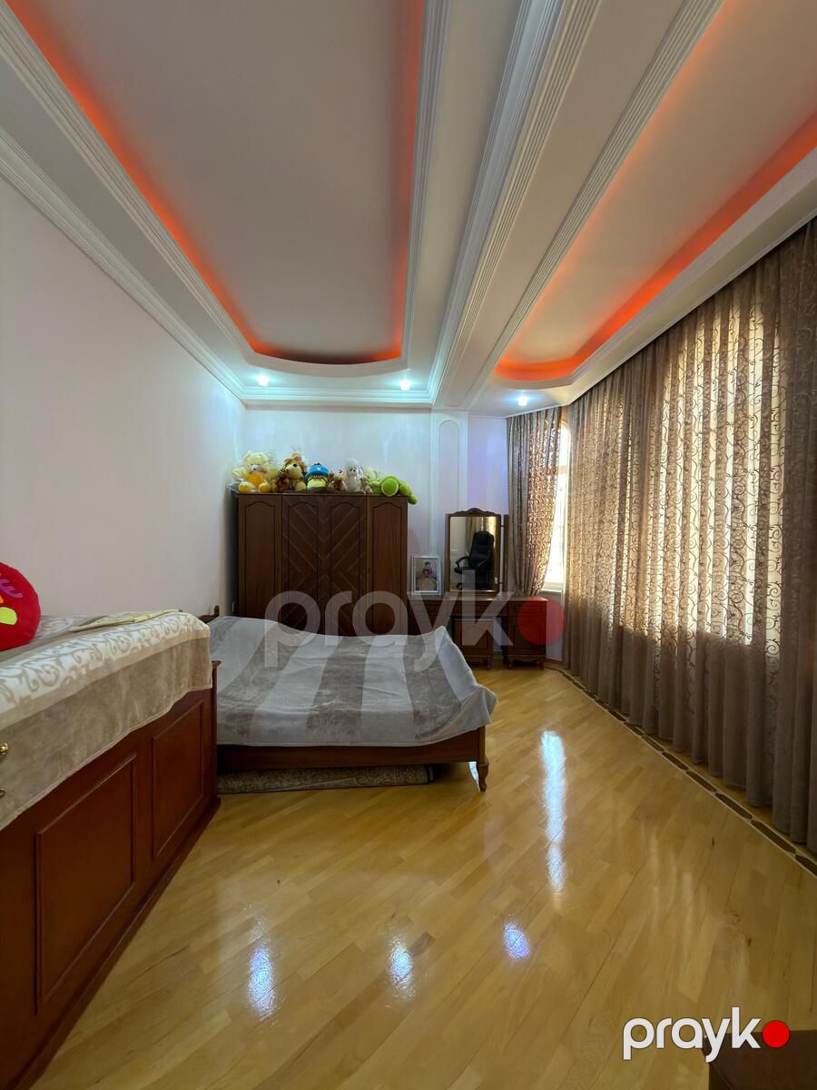 Satılır 11 otaqlı həyət evi/bağ evi 750 m² — Ev, villa, Bakı (7)
