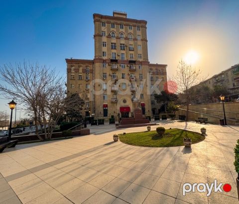 Satılır 2 otaqlı köhnə tikili 65 m²