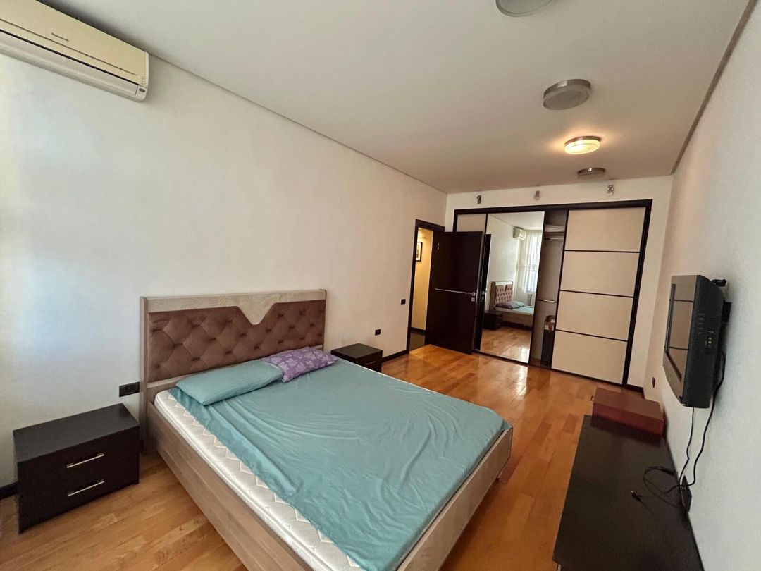 İcarəyə verilir 4 otaqlı yeni tikili 190 m² — Mənzil, Bakı (11)