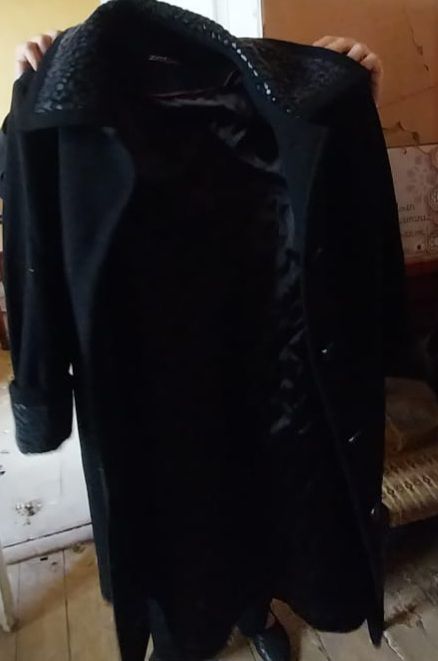 Qadın paltosu - siyah, uzun model — Şubə, Bakı (4)