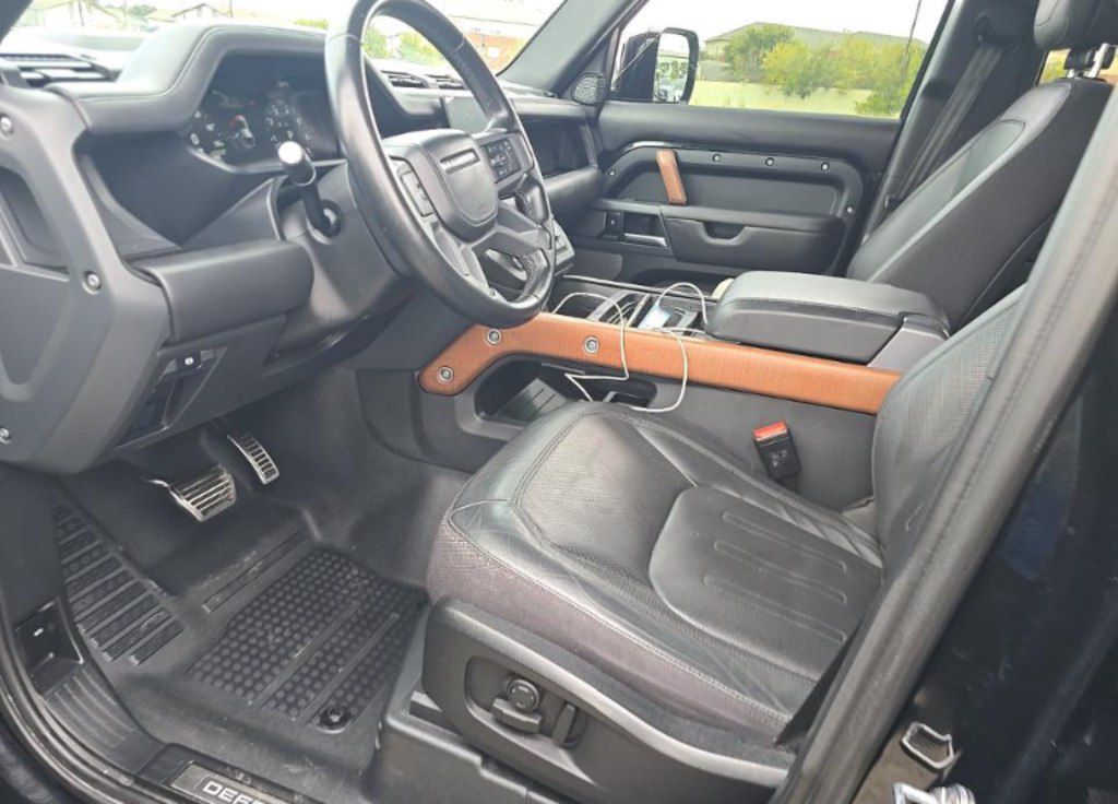 Land Rover Defender, 3.0 L, 2021 il, 81 000 km — Avtomobillər (7)