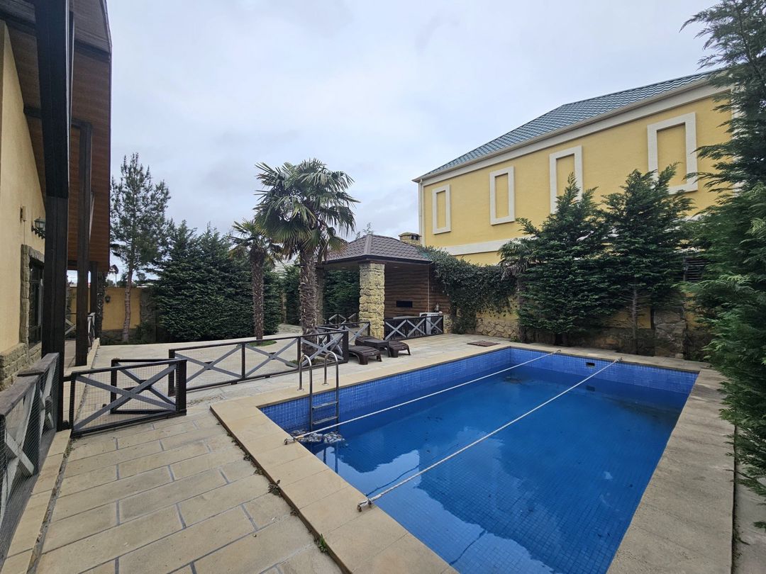 Satılır 4 otaqlı həyət evi/bağ evi 220 m² — Ev, villa, Bakı (6)