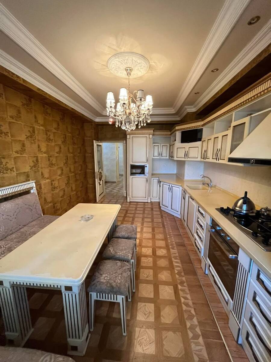 Satılır 4 otaqlı yeni tikili 192 m² — Mənzil, Bakı (9)