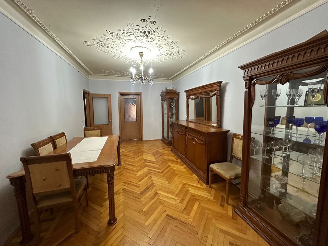İcarəyə verilir 4 otaqlı köhnə tikili 90 m² — Mənzil, Bakı (2)