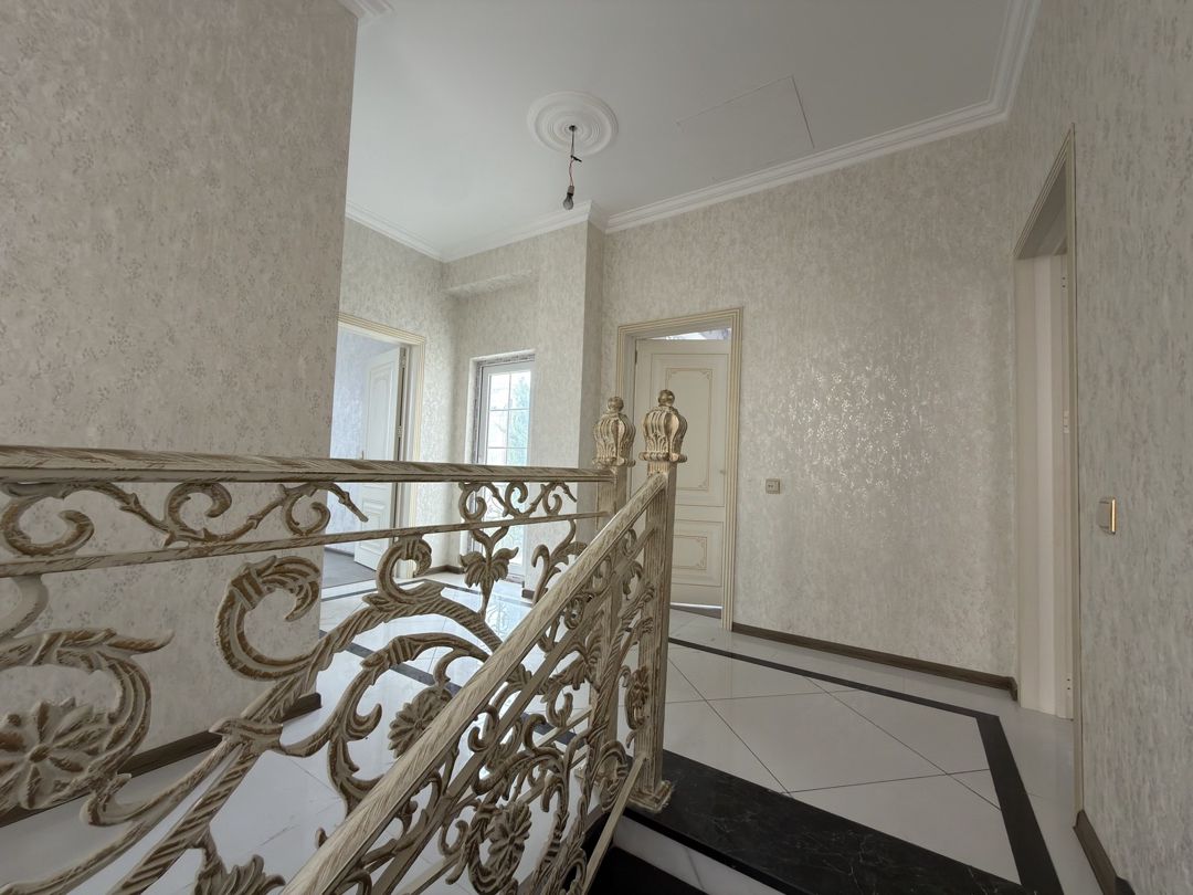 Satılır 5 otaqlı həyət evi/bağ evi 200 m² — Ev, villa, Bakı (10)