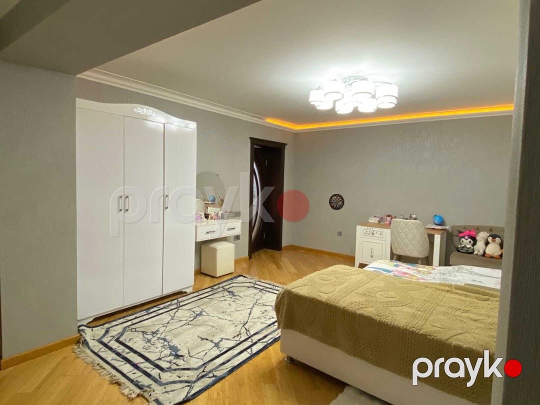 Satılır 4 otaqlı köhnə tikili 120 m² — Mənzil, Bakı (8)