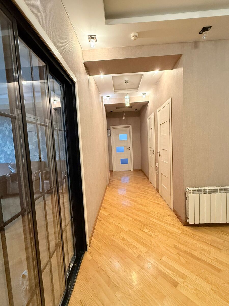 Satılır 3 otaqlı yeni tikili 130 m² — Mənzil, Bakı (7)