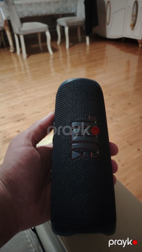 JBL Flip 6 portativ Bluetooth kolonka. Tep təzədi pul lazmdı deye — Digah