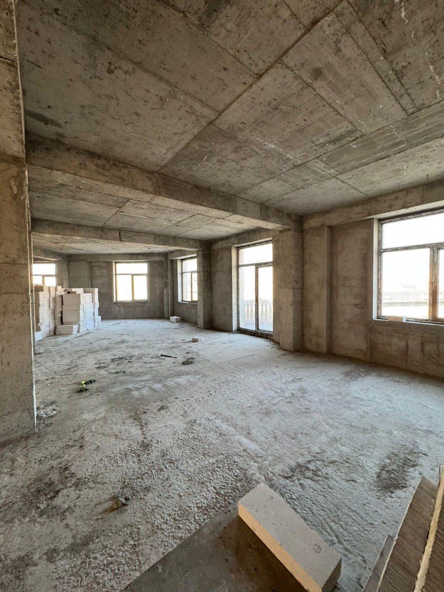 Satılır 5 otaqlı yeni tikili 180 m² — Mənzil, Bakı (3)