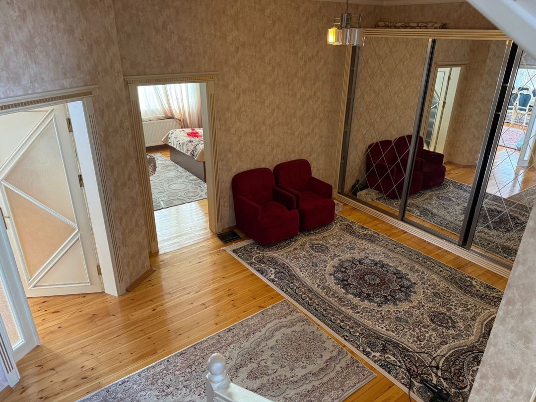 İcarəyə verilir 6 otaqlı həyət evi/bağ evi 330 m² — Ev, villa, Bakı (12)