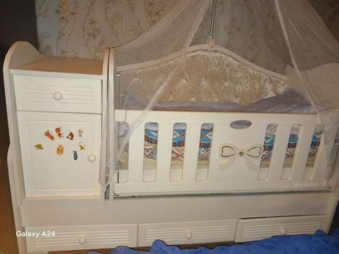 Oğlan və qız üçün, İşlənmiş, Dördbucaq, Beşik, Matras ilə, Yellənmə mexanizmi ilə — Lənkəran
