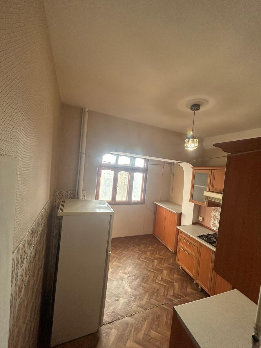 İcarəyə verilir 2 otaqlı köhnə tikili 46 m² — Mənzil, Bakı (4)