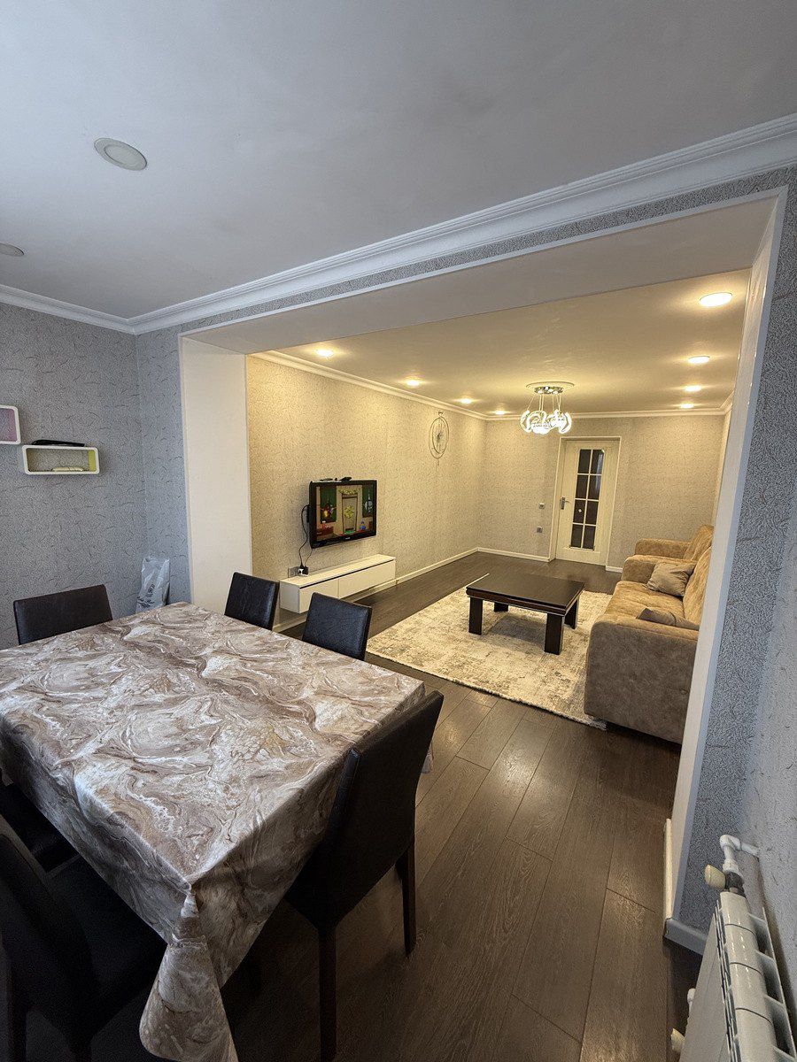 Satılır 3 otaqlı köhnə tikili 75 m² — Mənzil, Bakı (2)