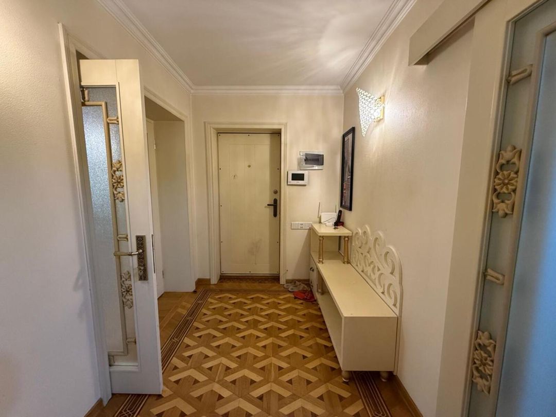 İcarəyə verilir 3 otaqlı köhnə tikili 170 m² — Mənzil, Bakı (9)