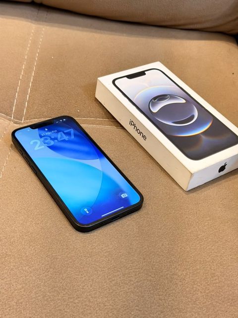 Apple iPhone 16e Black 128GB/8GB — Bakı