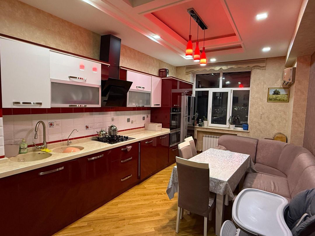 4-otaqlı yeni tikili, Q.Qarayev m., 154 m² — Mənzil, Bakı (5)