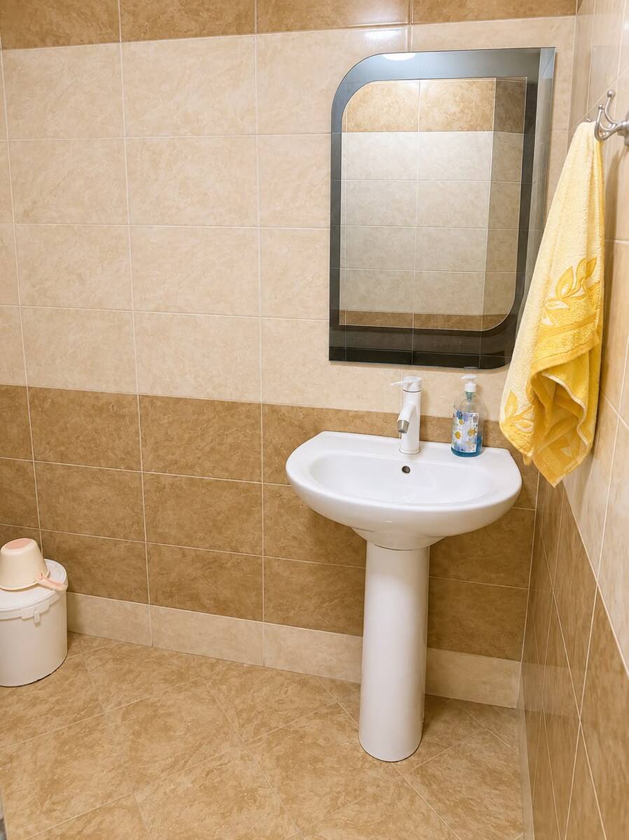 Satılır 4 otaqlı köhnə tikili 100 m² — Mənzil, Bakı (11)