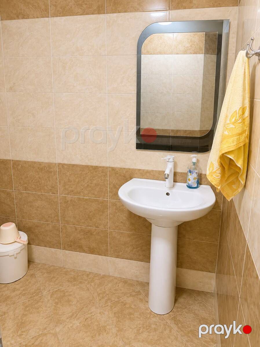 Satılır 4 otaqlı köhnə tikili 105 m² — Mənzil, Bakı (12)