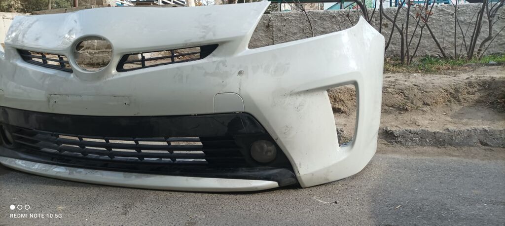 Təcilli satılır Toyota Prius 2012 ön bufer. Orijinaldır. Duman — Ehtiyat hissələri, Bakı (3)
