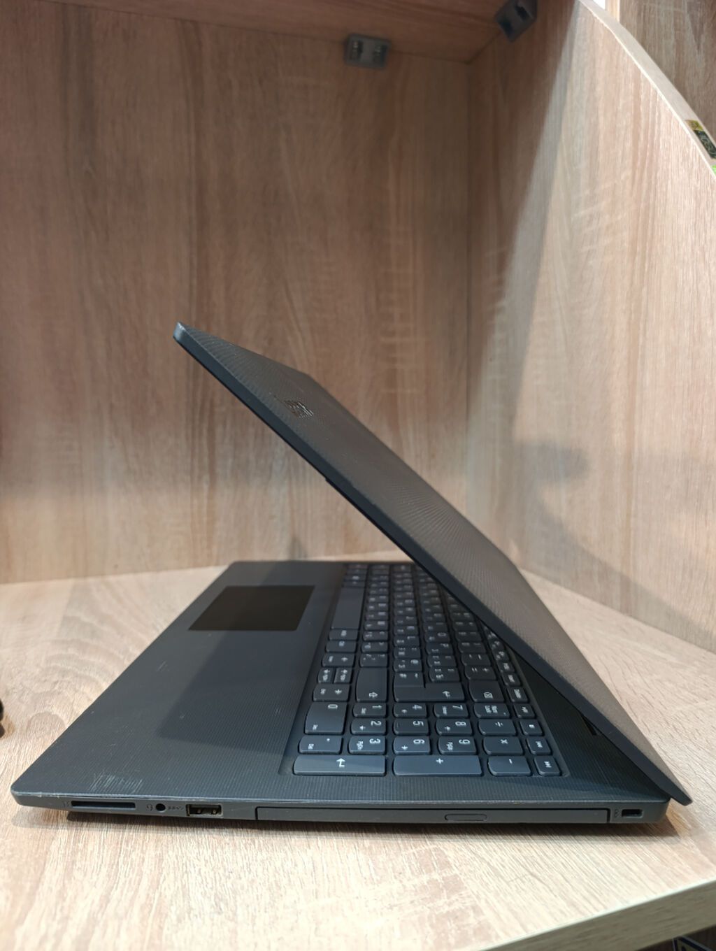 Lenovo V130-15IKB — Lenovo, Bakı (7)