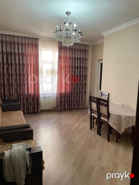 İcarəyə verilir 3 otaqlı yeni tikili 90 m²