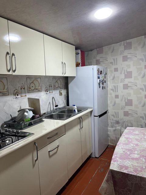 Satılır 2 otaqlı həyət evi/bağ evi 150 m² — Bakı
