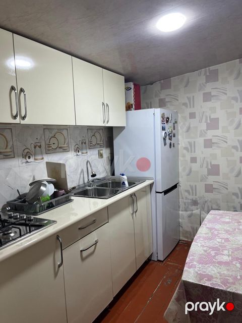 Satılır 2 otaqlı həyət evi/bağ evi 150 m²