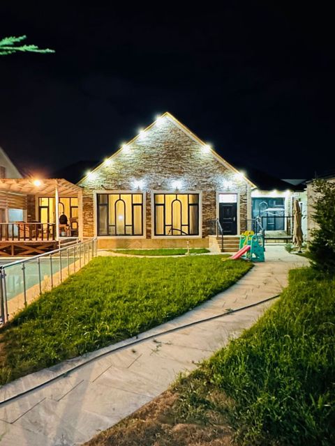 İcarəyə verilir 4 otaqlı həyət evi/bağ evi 150 m² — Bakı