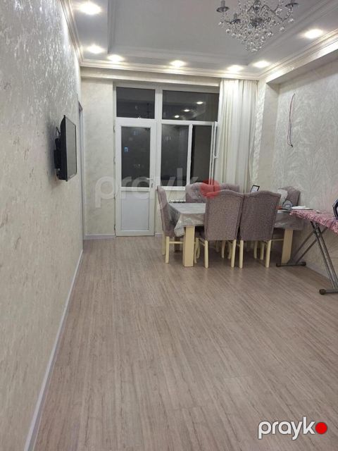 İcarəyə verilir 2 otaqlı yeni tikili 70 m²