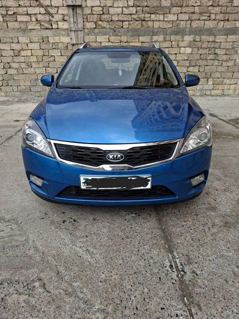 Kia Ceed SW, 1.6 L, 2010 il, 487 000 km — Bakı
