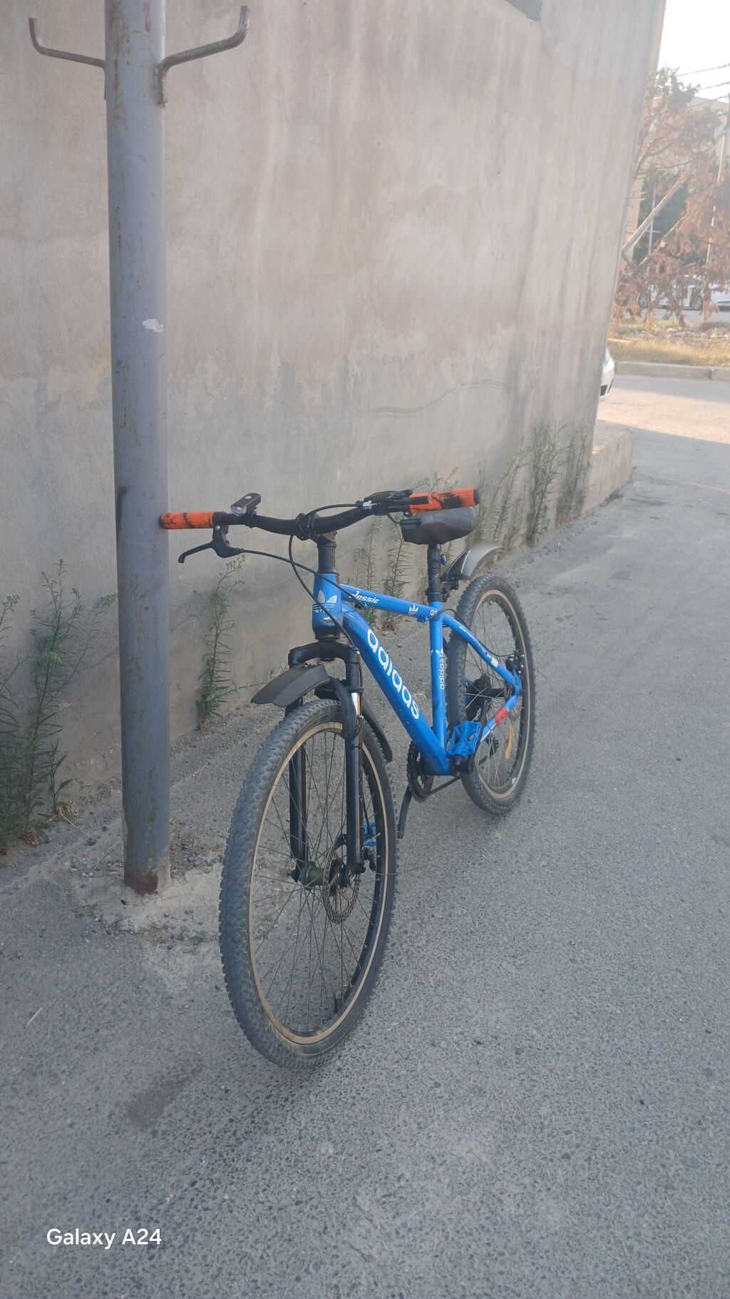 Məhsul: Dağ/Trekking velosipedi - Rəng: Parlaq mavi, “adidas” — Dağ velosipedləri, Bakı (3)