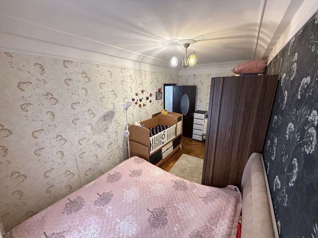 Satılır 4 otaqlı köhnə tikili 90 m² — Mənzil, Bakı (10)