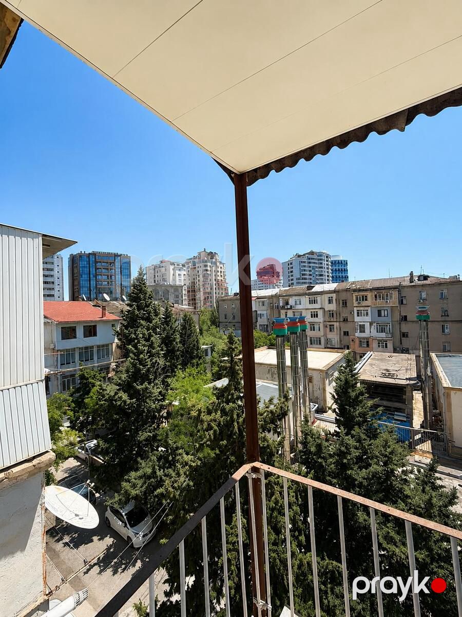 Satılır 3 otaqlı köhnə tikili 75 m² — Mənzil, Bakı (11)