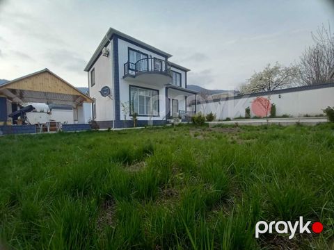İcarəyə verilir 5 otaqlı həyət evi/bağ evi 180 m²