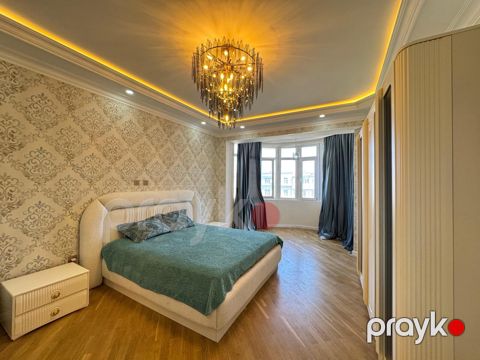 Satılır 4 otaqlı yeni tikili 210 m²