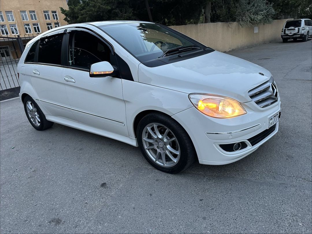 Mercedes B 170, 2010 il — Avtomobillər, Sumqayıt (3)