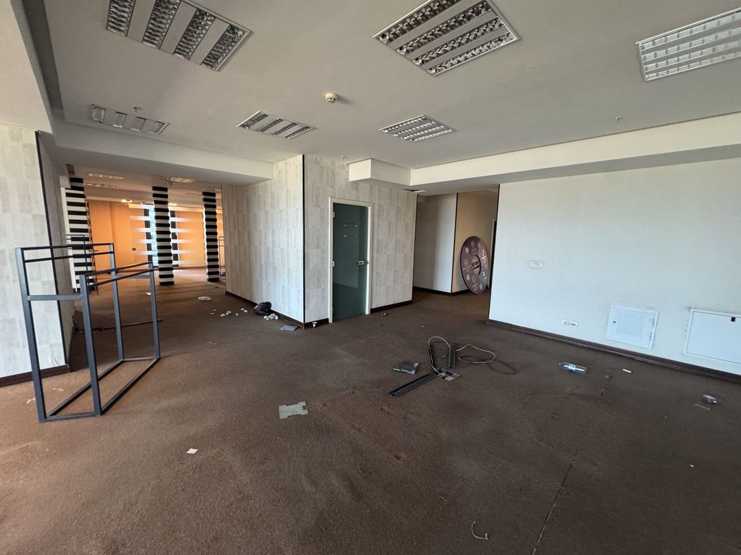 İcarəyə verilir 8 otaqlı ofis 412 m² — Ofis, Bakı (3)