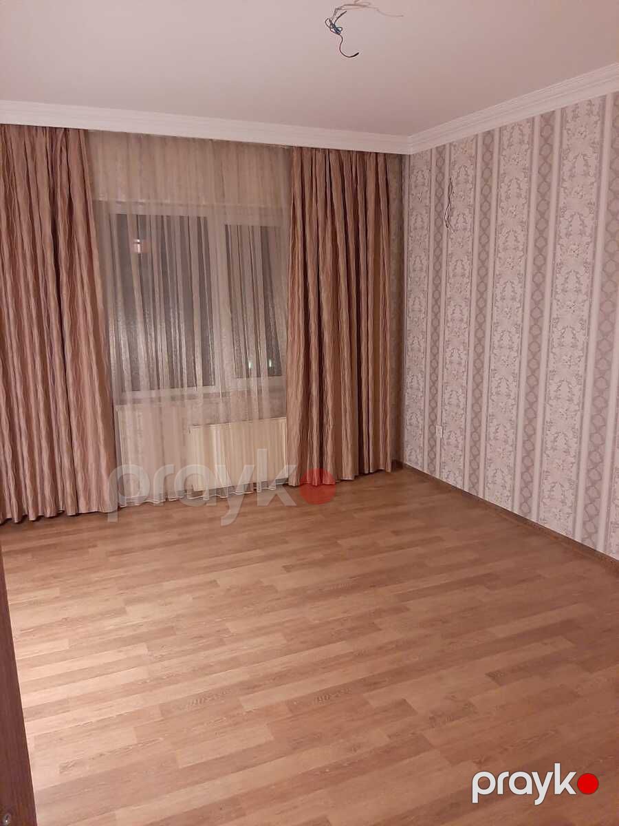 Satılır 4 otaqlı köhnə tikili 100 m² — Mənzil, Bakı (2)