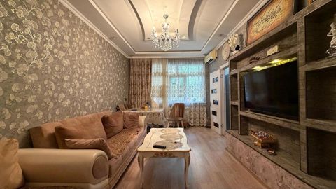 Satılır 2 otaqlı köhnə tikili 50 m² — Bakı