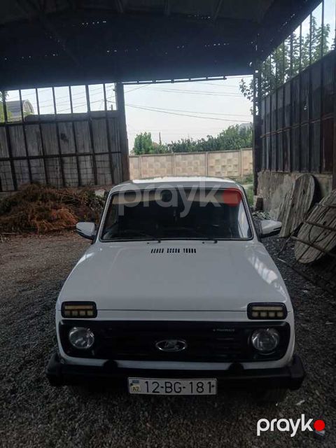 Lada (VAZ) Niva, 1.7 L, 2001 il, 76 453 km
