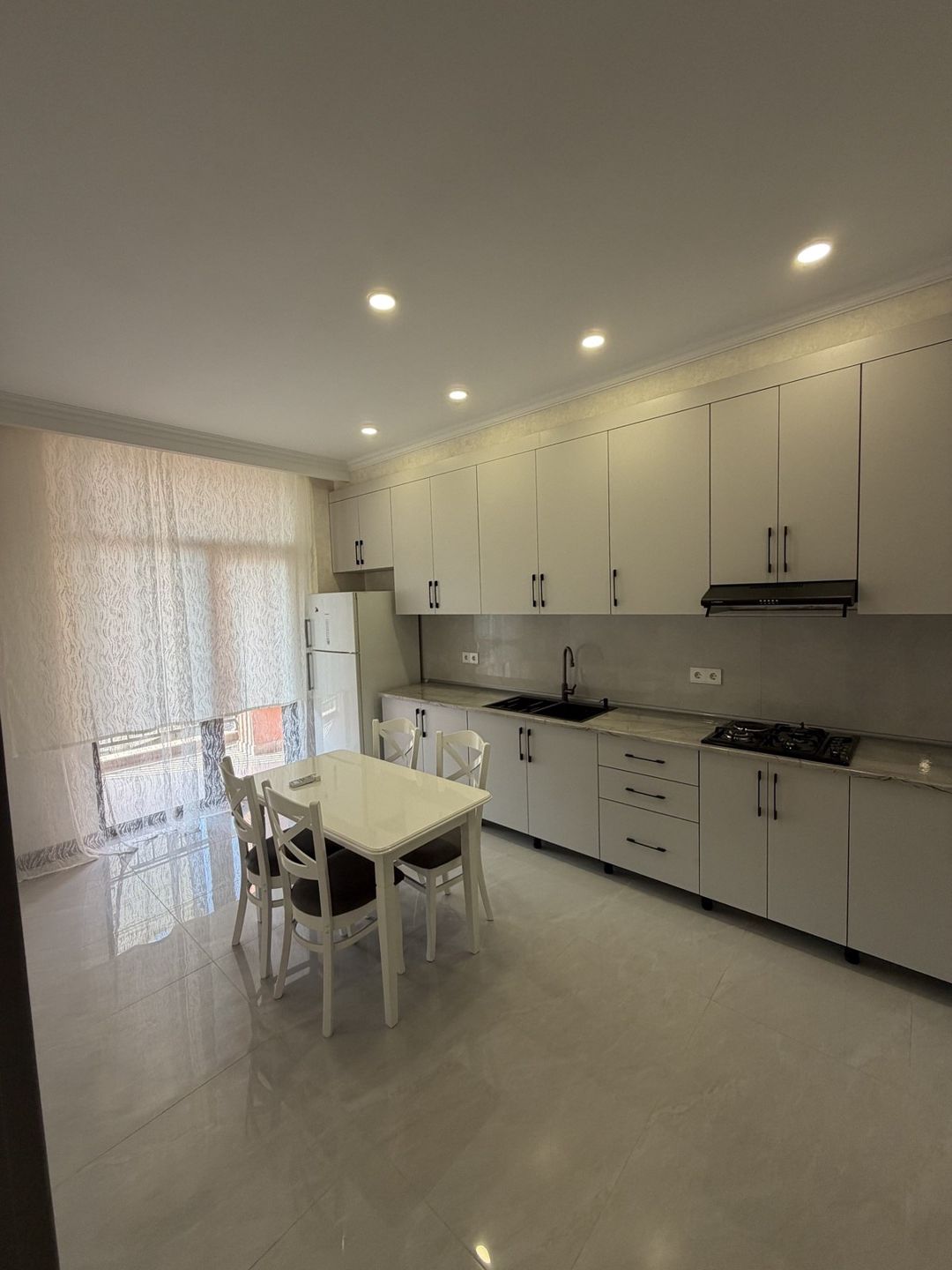 İcarəyə verilir 2 otaqlı yeni tikili 87 m² — Mənzil, Bakı (5)